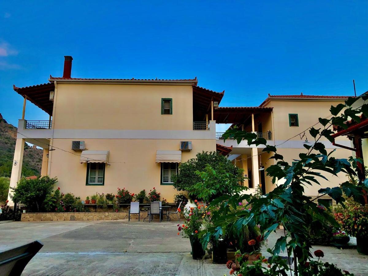 Costa-Rini Hotel Leonídion Exterior foto